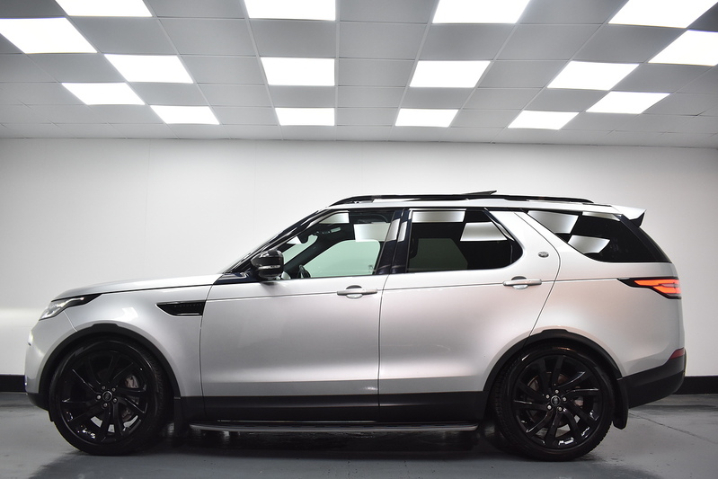 Land Rover Discovery SD V6 HSE Luxury - U6097