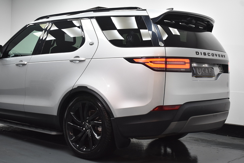 Land Rover Discovery SD V6 HSE Luxury - U6097