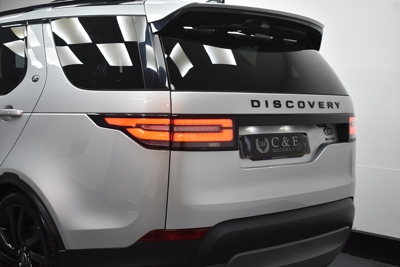 Land Rover Discovery SD V6 HSE Luxury - U6097