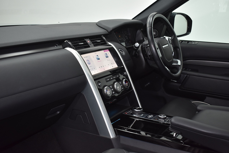 Land Rover Discovery SD V6 HSE Luxury - U6097