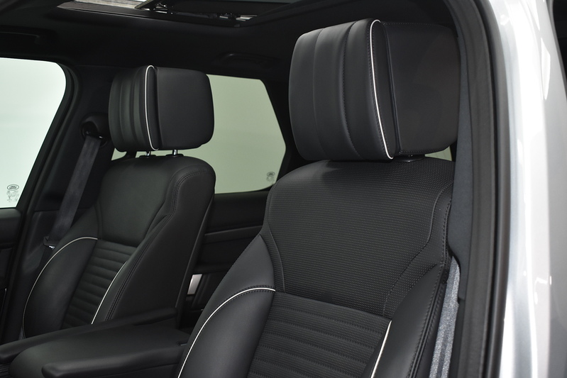 Land Rover Discovery SD V6 HSE Luxury - U6097