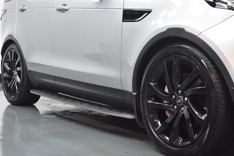 Land Rover Discovery SD V6 HSE Luxury - U6097