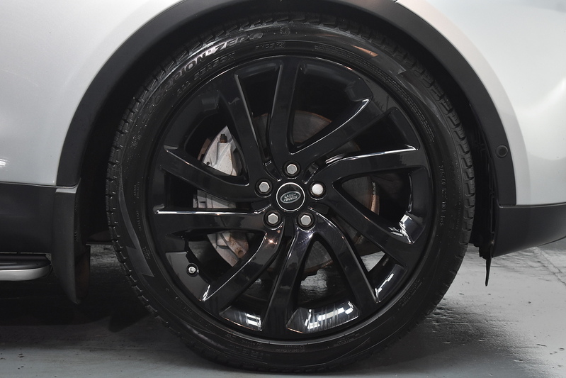 Land Rover Discovery SD V6 HSE Luxury - U6097