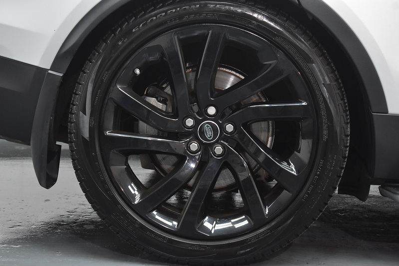 Land Rover Discovery SD V6 HSE Luxury - U6097