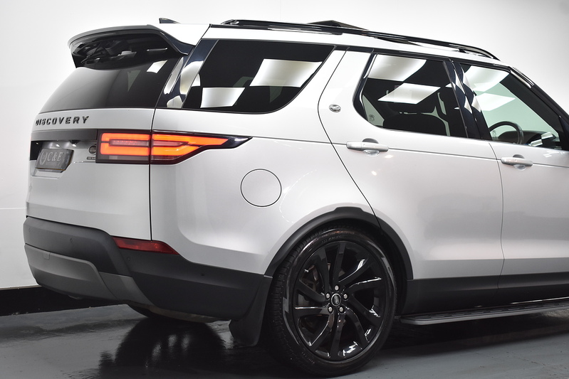 Land Rover Discovery SD V6 HSE Luxury - U6097