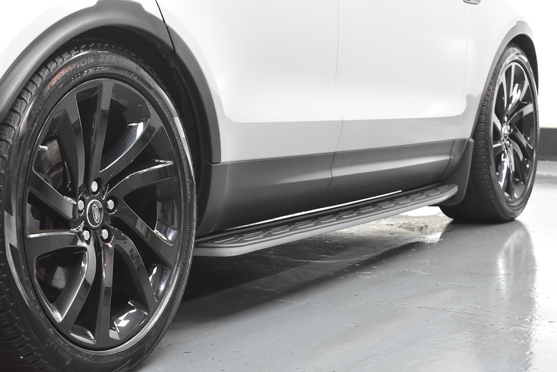 Land Rover Discovery SD V6 HSE Luxury - U6097