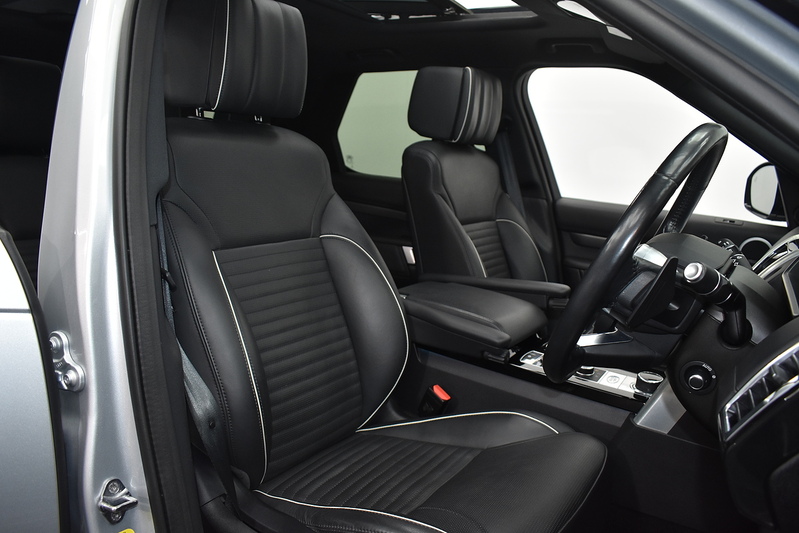 Land Rover Discovery SD V6 HSE Luxury - U6097