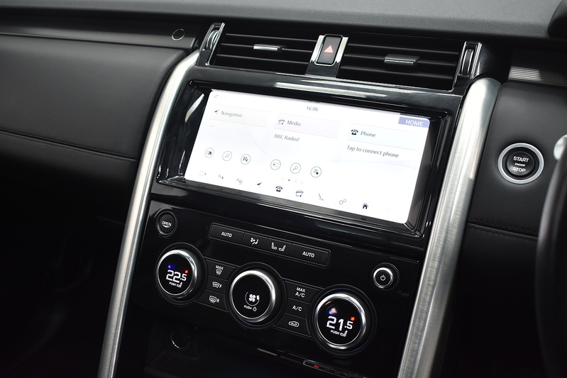 Land Rover Discovery SD V6 HSE Luxury - U6097