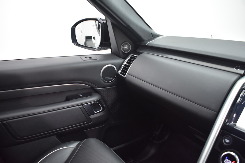 Land Rover Discovery SD V6 HSE Luxury - U6097