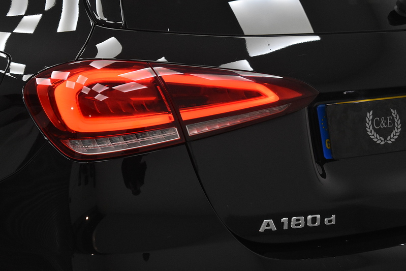 Mercedes-Benz A Class A180d AMG Line - U6101