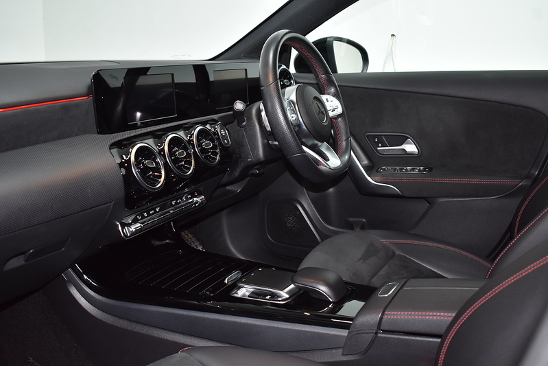 Mercedes-Benz A Class A180d AMG Line - U6101