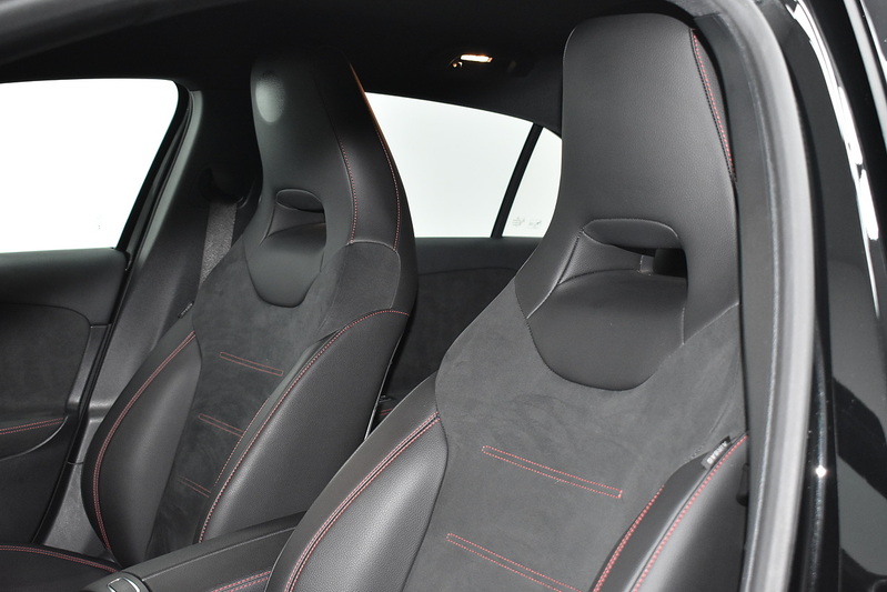 Mercedes-Benz A Class A180d AMG Line - U6101