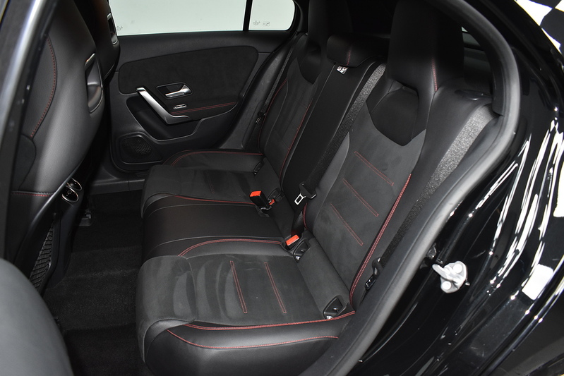 Mercedes-Benz A Class A180d AMG Line - U6101