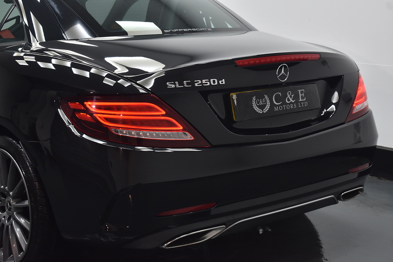 Mercedes-Benz SLC SLC250d AMG Line - U6102