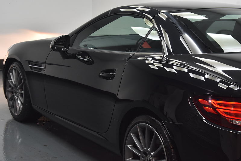 Mercedes-Benz SLC SLC250d AMG Line - U6102