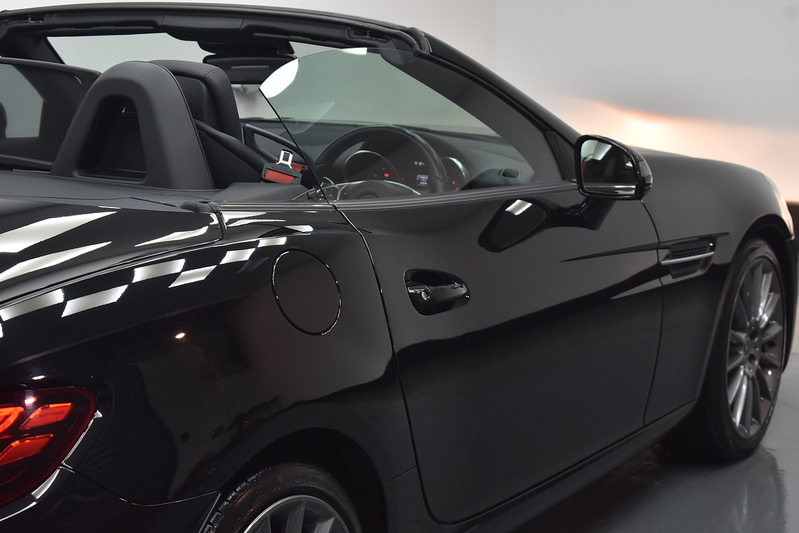 Mercedes-Benz SLC SLC250d AMG Line - U6102