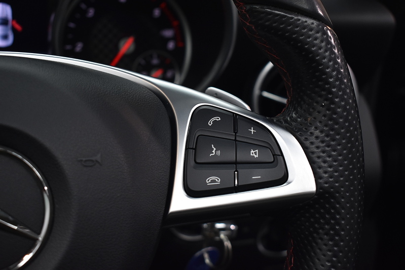 Mercedes-Benz SLC SLC250d AMG Line - U6102