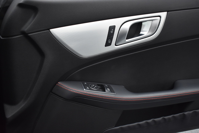 Mercedes-Benz SLC SLC250d AMG Line - U6102