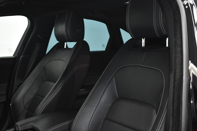 Jaguar XF d R-Sport - U6104