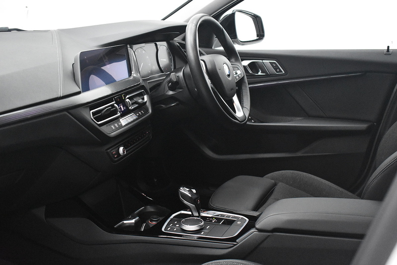 BMW 1 Series 118i Sport - U6106