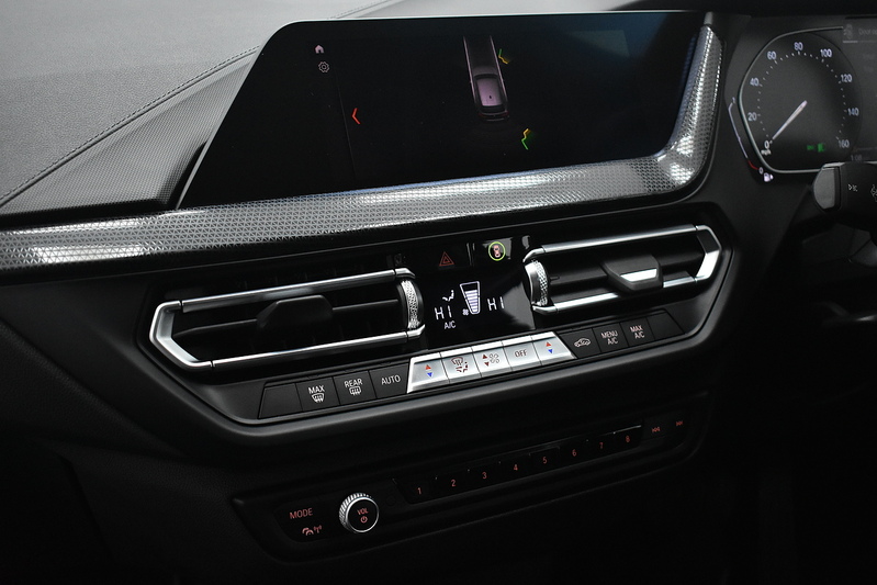 BMW 1 Series 118i Sport - U6106