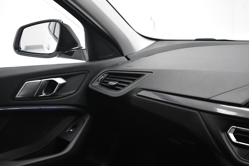 BMW 1 Series 118i Sport - U6106