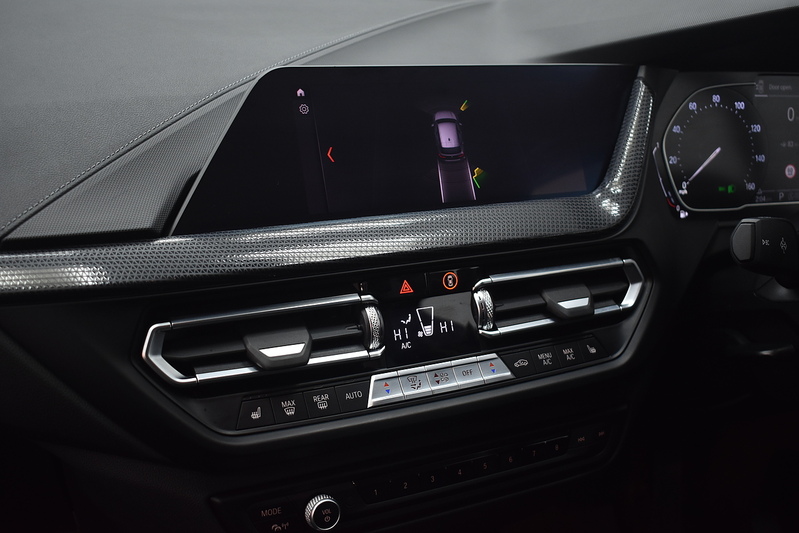BMW 1 Series 118i Sport - U6107