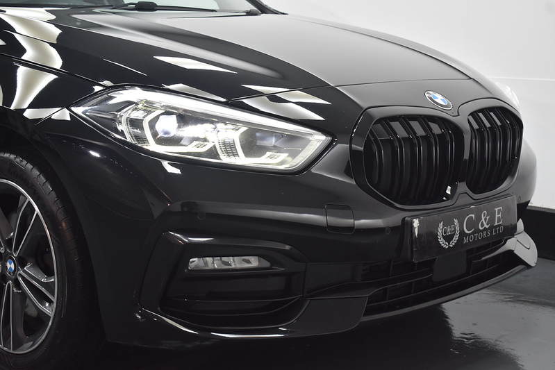 BMW 1 Series 118i Sport - U6107