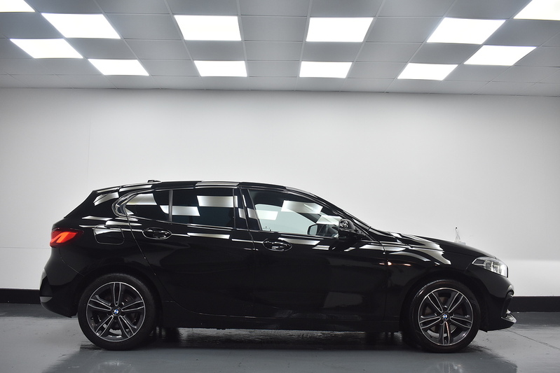 BMW 1 Series 118i Sport - U6107