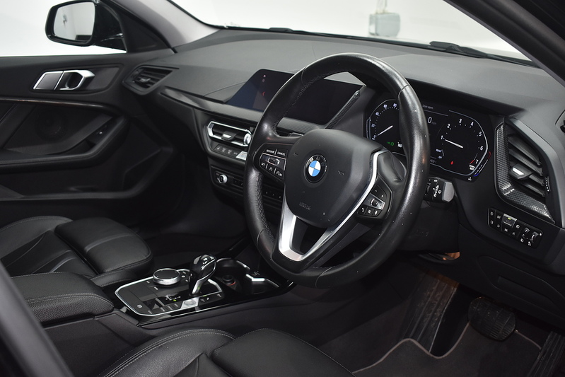 BMW 1 Series 118i Sport - U6107