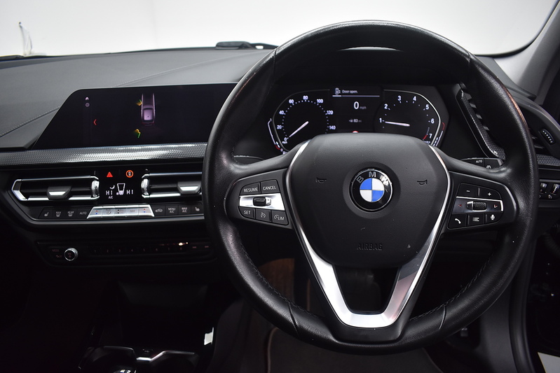 BMW 1 Series 118i Sport - U6107