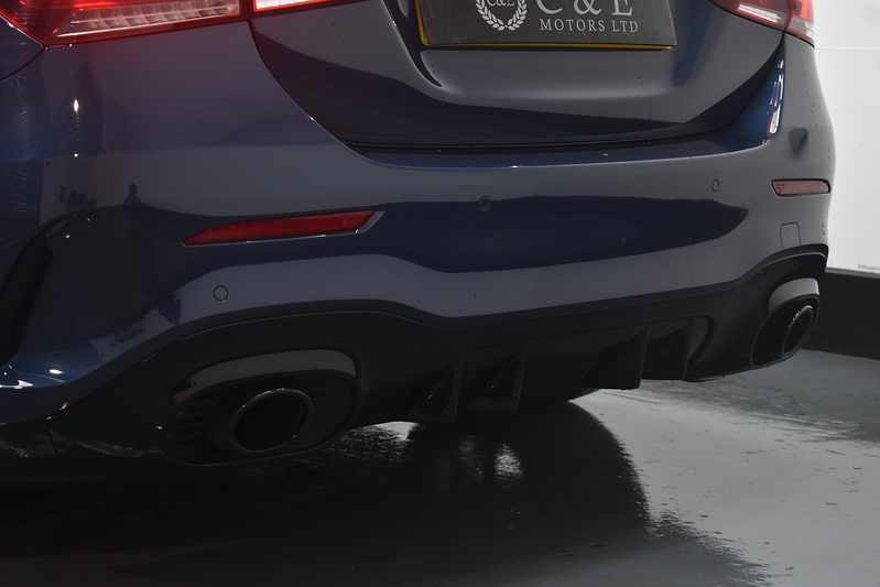 Mercedes-Benz A Class A35 AMG Edition - U6110