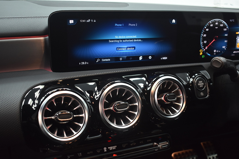 Mercedes-Benz A Class A35 AMG Edition - U6110