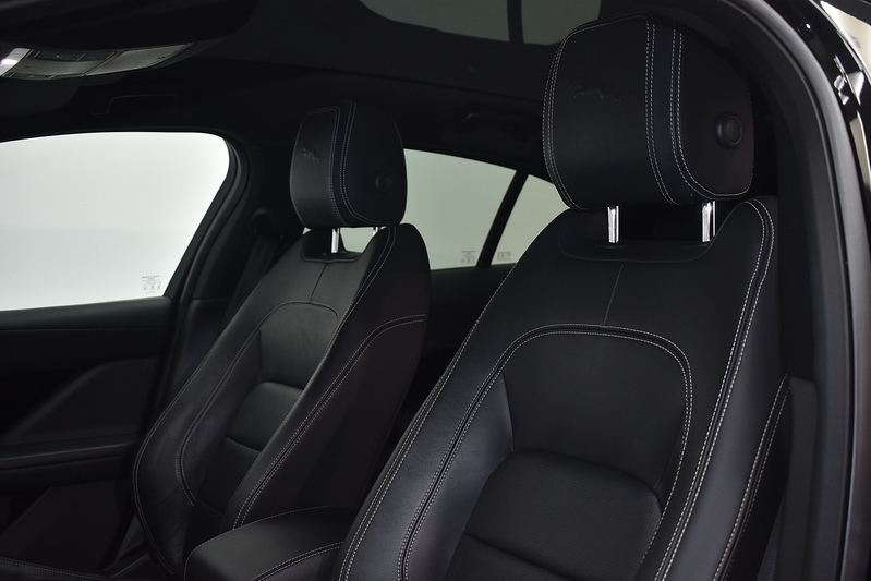 Jaguar I-PACE 400 Black - U6111