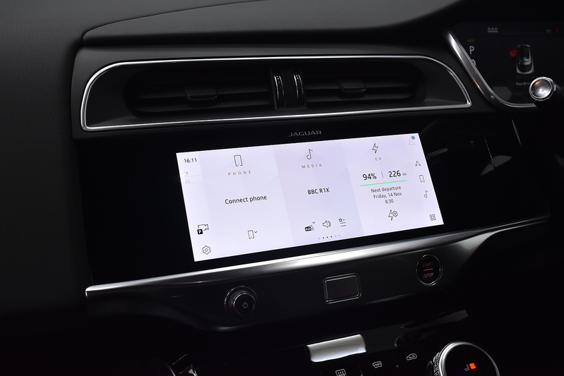 Jaguar I-PACE 400 Black - U6111