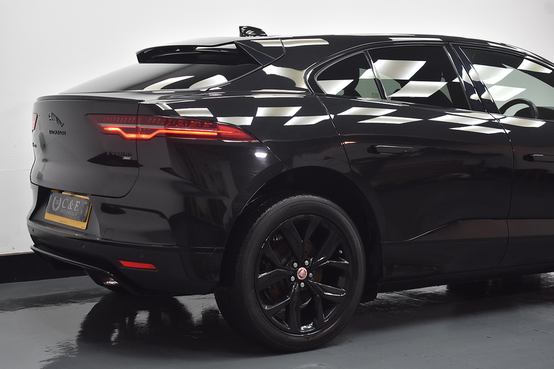 Jaguar I-PACE 400 Black - U6111