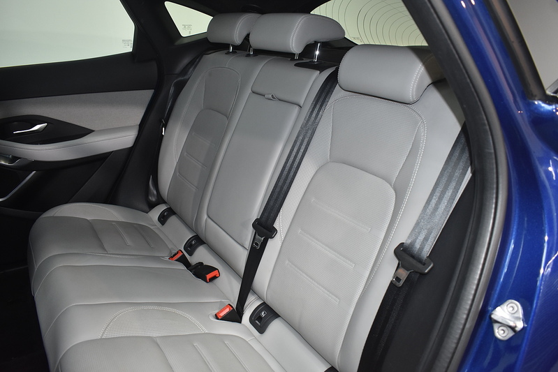 Jaguar E-PACE P300e R-Dynamic HSE - U6112