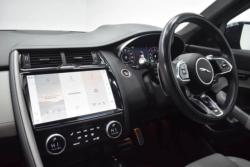 Jaguar E-PACE P300e R-Dynamic HSE - U6112
