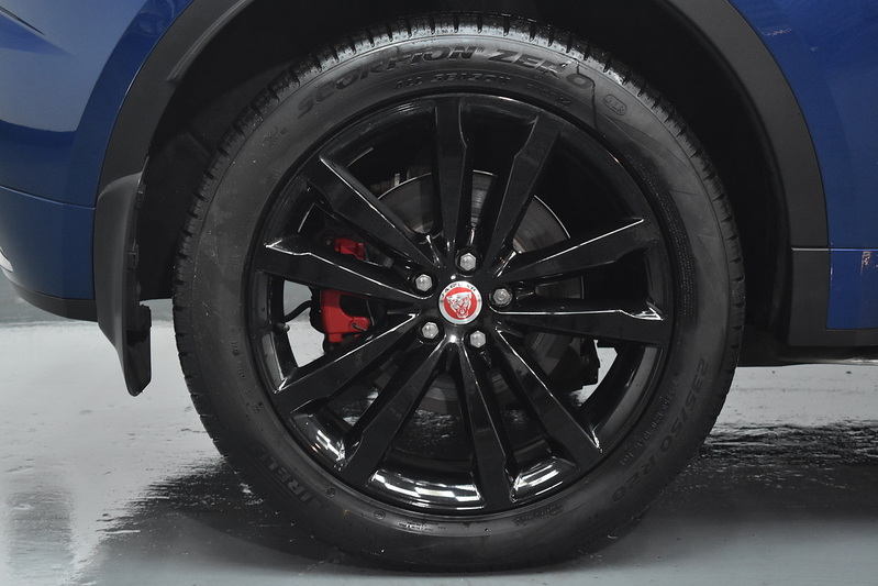 Jaguar E-PACE P300e R-Dynamic HSE - U6112