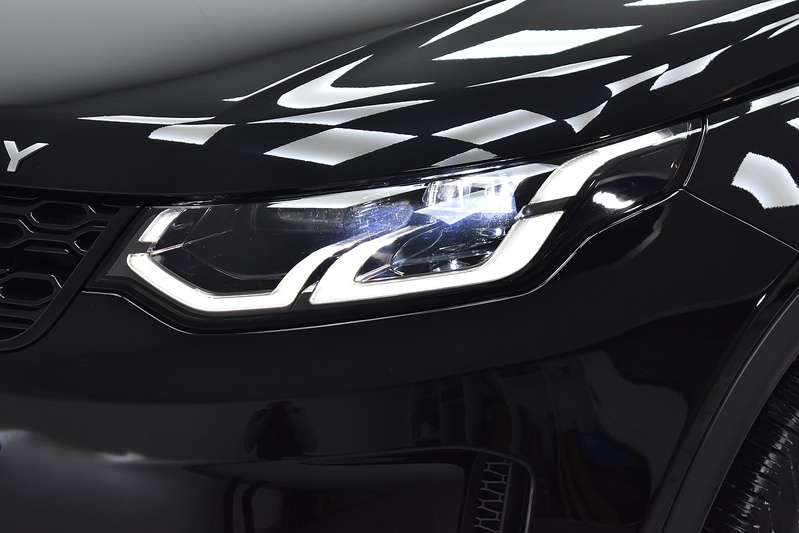 Land Rover Discovery Sport D180 MHEV SE - U6114