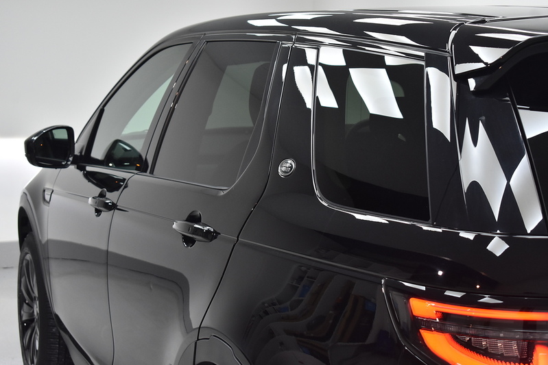 Land Rover Discovery Sport D180 MHEV SE - U6114