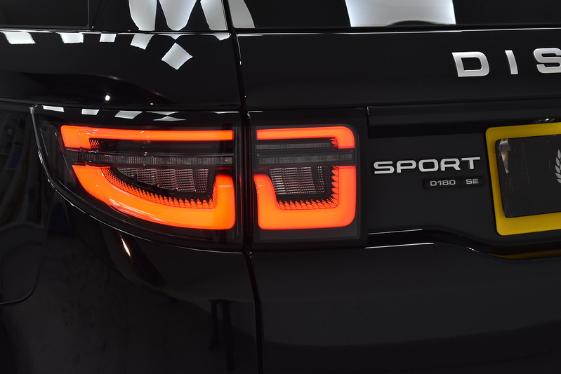 Land Rover Discovery Sport D180 MHEV SE - U6114