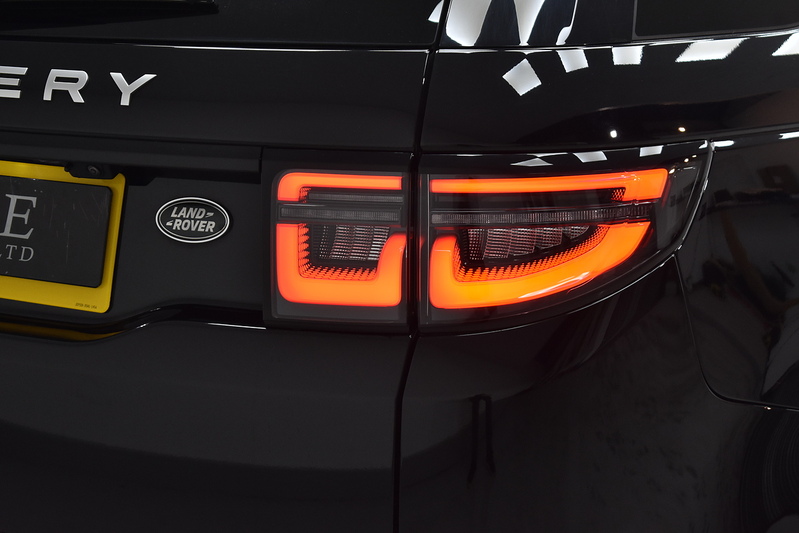 Land Rover Discovery Sport D180 MHEV SE - U6114