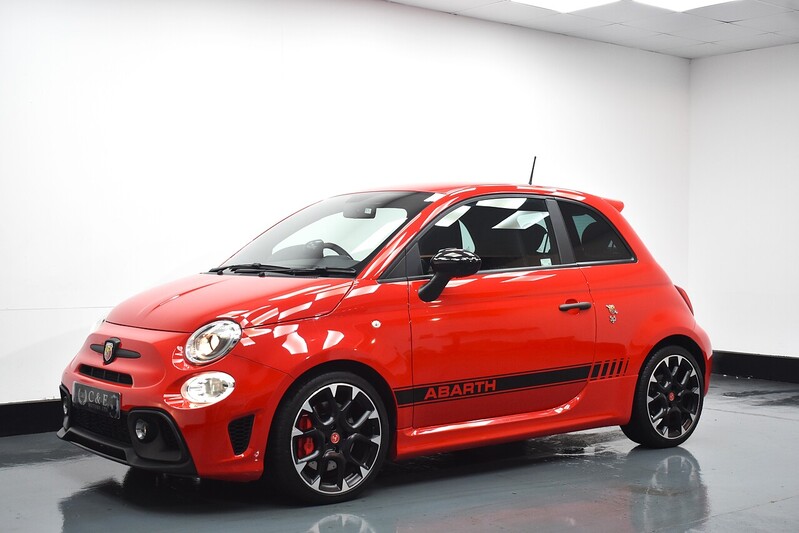 Abarth 595 T-Jet Competizione 70th - U6115