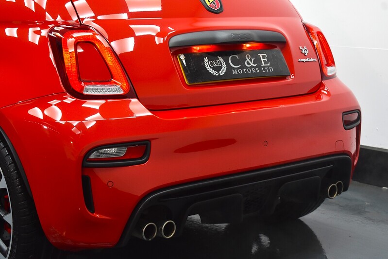 Abarth 595 T-Jet Competizione 70th - U6115