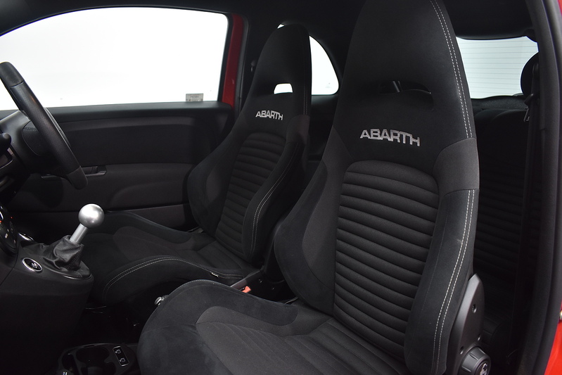 Abarth 595 T-Jet Competizione 70th - U6115