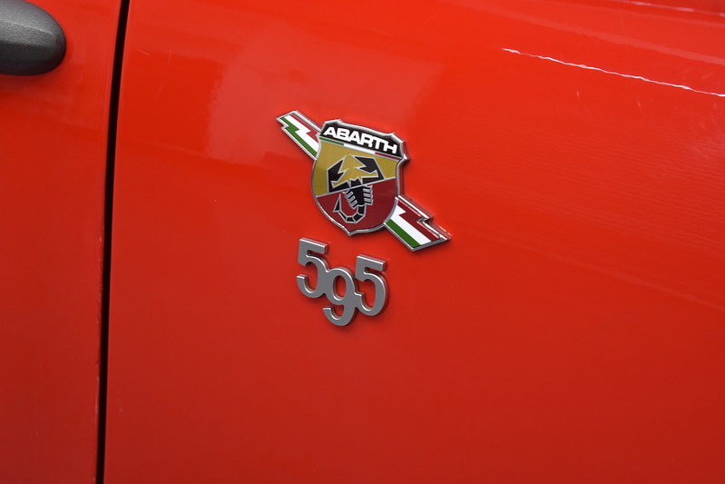 Abarth 595 T-Jet Competizione 70th - U6115