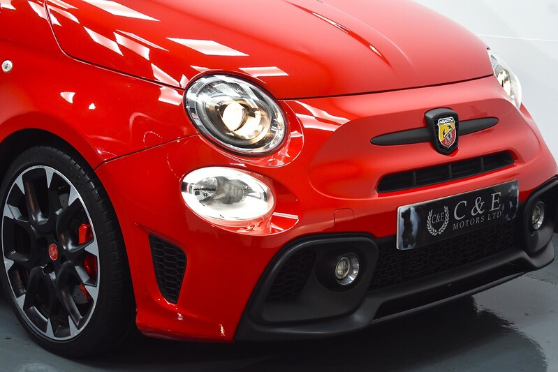 Abarth 595 T-Jet Competizione 70th - U6115