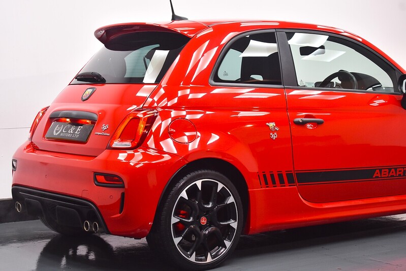 Abarth 595 T-Jet Competizione 70th - U6115