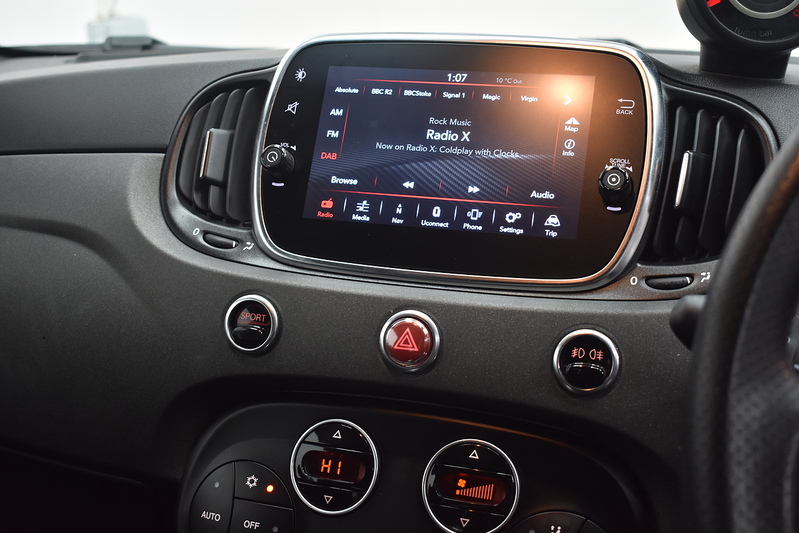 Abarth 595 T-Jet Competizione 70th - U6115